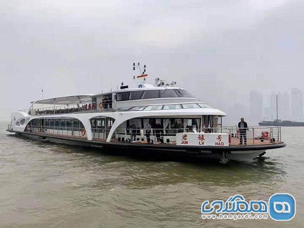 کشتی مسافربری تمام برقی چینی