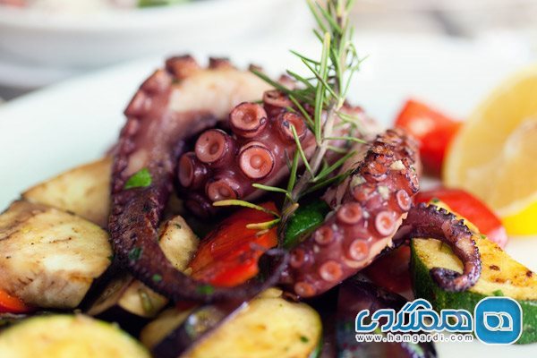 خوراک هشت پا (Grilled Octopus)