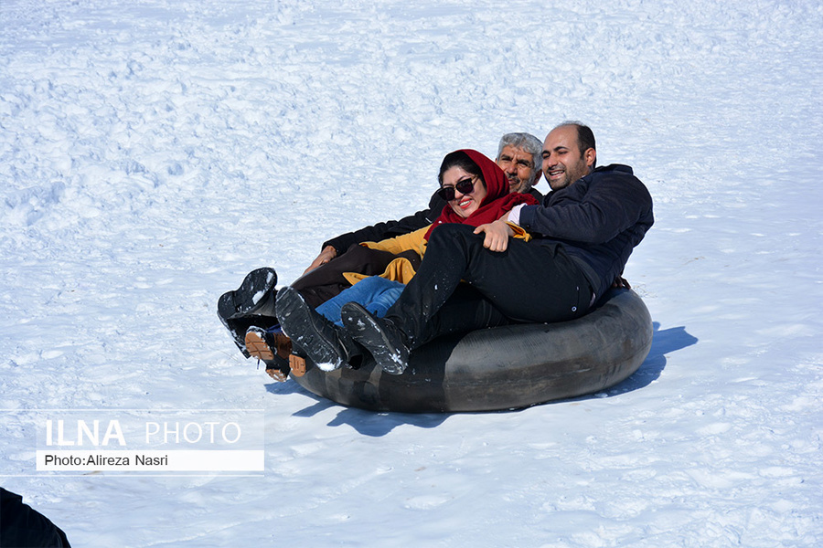 تیوب سواری هیجان انگیز خانوادگی قزوینی ها + عکس