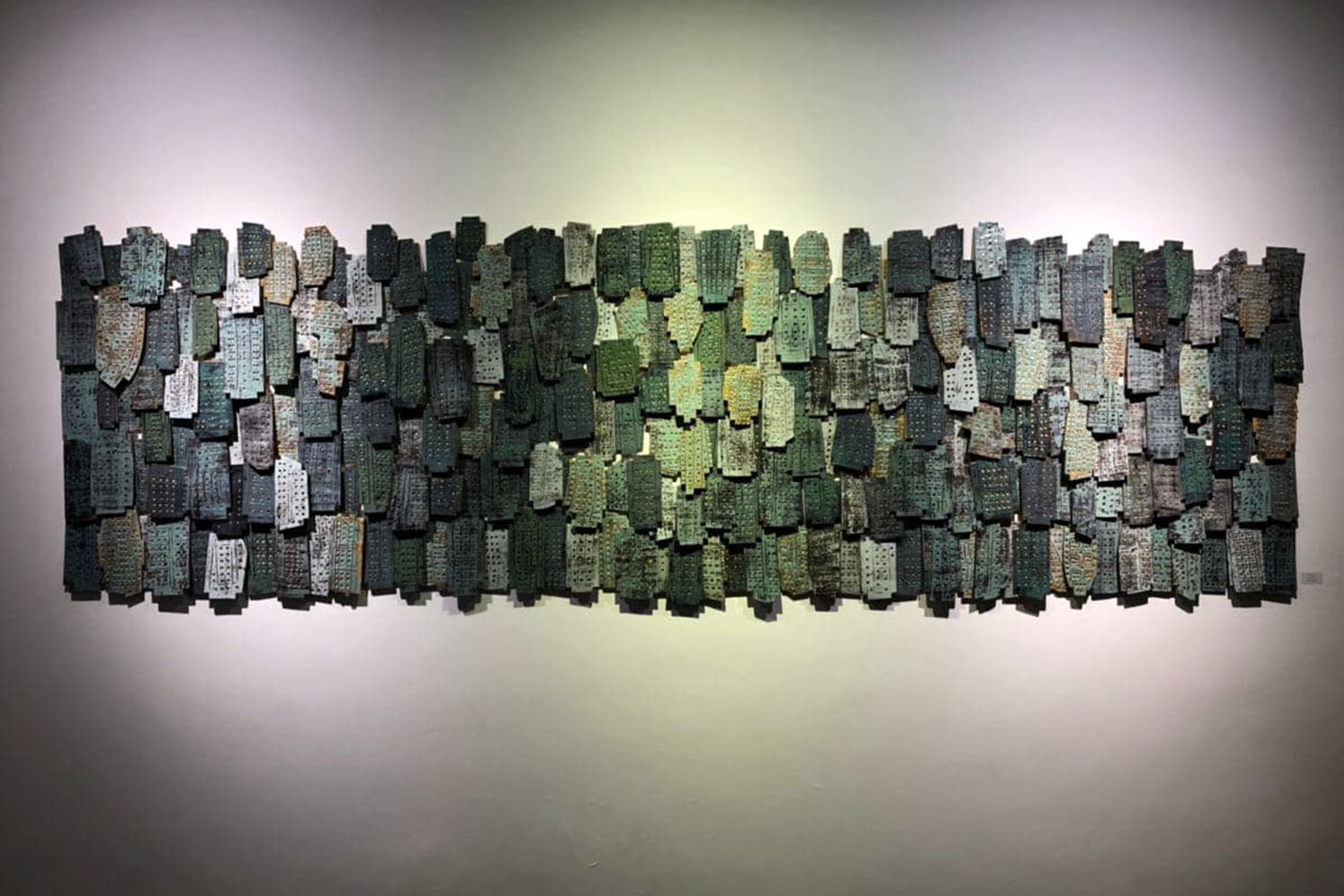 نمایشگاه آثار م.ح نوین در گالری سایه