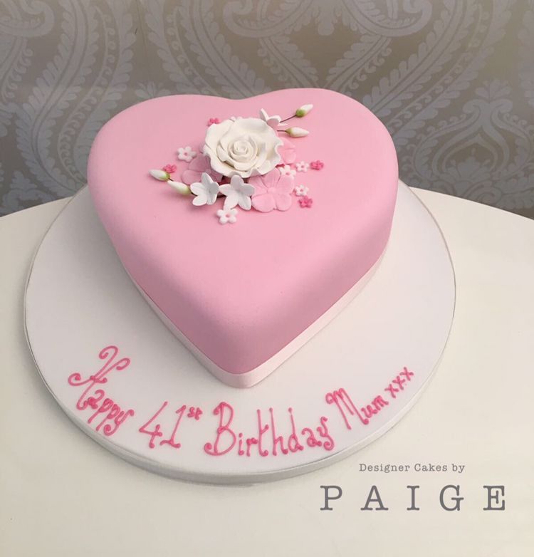 کیک تولد قلبی شکل برای سالگرد ازدواج و مراسم نامزدی