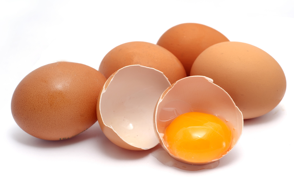 کدام قسمت تخم مرغ پروتئین بیشتری دارد؟ سفیده یا زرده؟