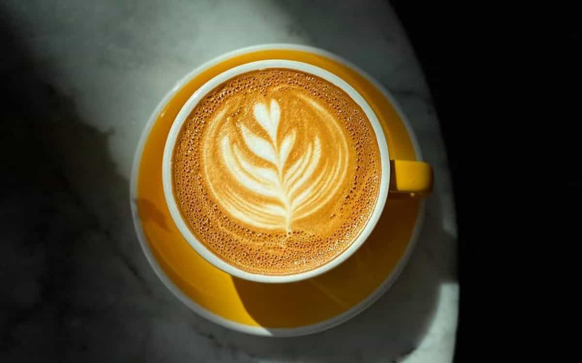 طبع قهوه در طب سنتی چیست؟ می‌دانستید قهوه هم مصلح دارد؟