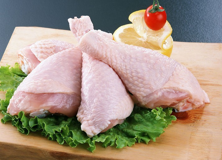 راهکارهای ساده برای از بین بردن بوی زهم مرغ و بوقلمون