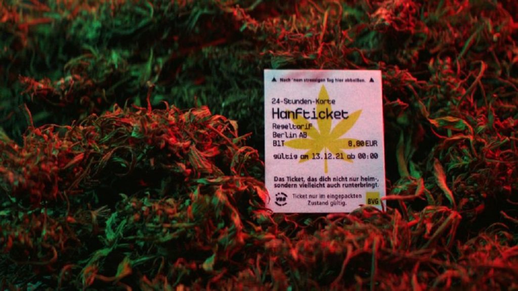 فروش بلیط خوردنی آغشته به روغن گیاه ماری‌جوانا در پایتخت آلمان!