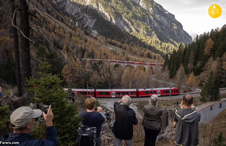 تصاویر دیدنی از طولانی‌ترین قطار مسافربری جهان
