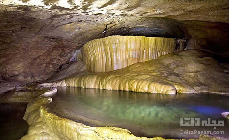 غار قلعه کرد 