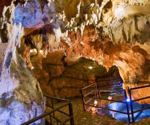 سفری مهیج به غار قوری قلعه و تونل برزخ کرمانشاه