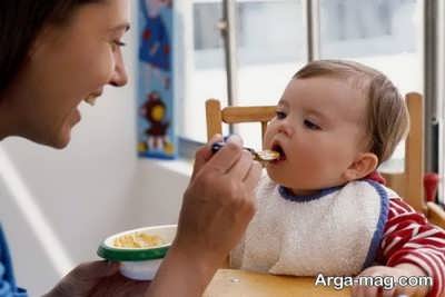 شیوه غذا دادن به نوزاد