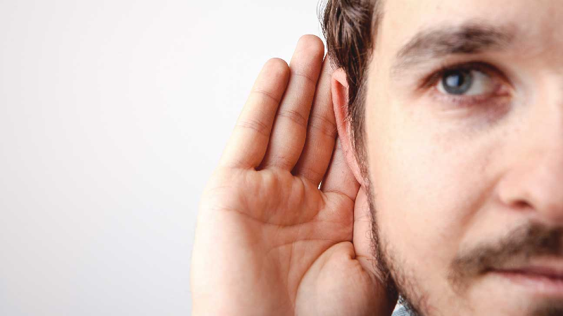 کاهش شنوایی سراغ چه کسانی بیشتر می آید؟