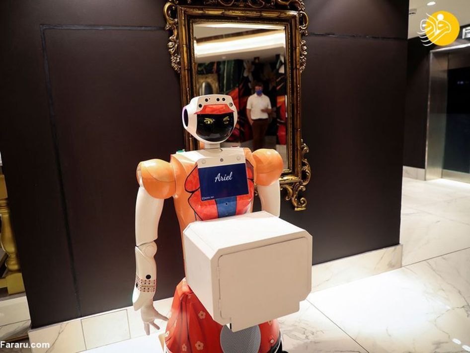 هتلی با خدمتکار‌های رباتیک در آفریقا + عکس
