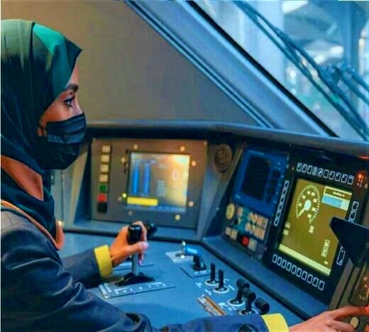 ثبت نام ۲۸ هزار راننده زن برای راهبری قطار در عربستان