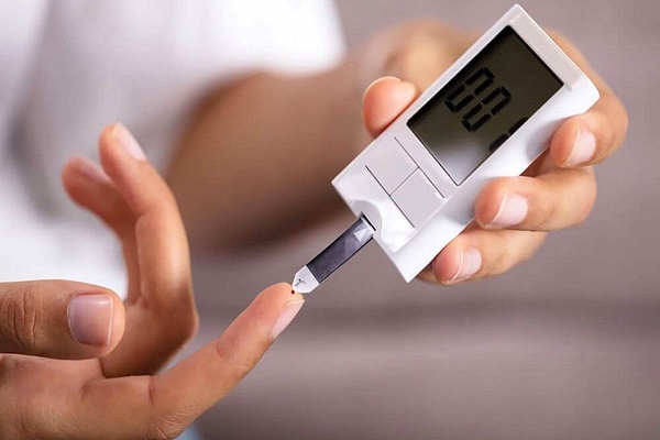 مزایای خودپایشی قندخون برای دیابتی ها