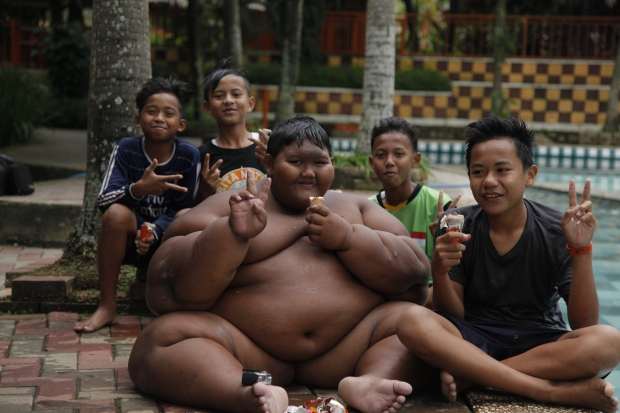 تصویر نوجوانی که زمانی چاق‌ترین پسر جهان بود
