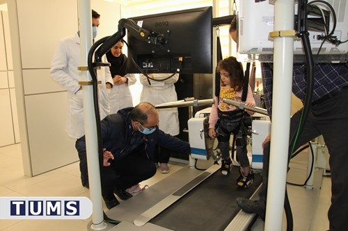 راه اندازی دستگاه گام برداری در بخش توان‌بخشی مرکز طبی کودکان