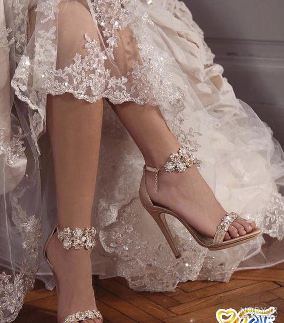 عکس کفش عروس سفید