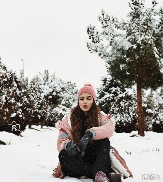 5 ایده برای ژست عکاسی در برف اینستاگرام - اکستون استدیو