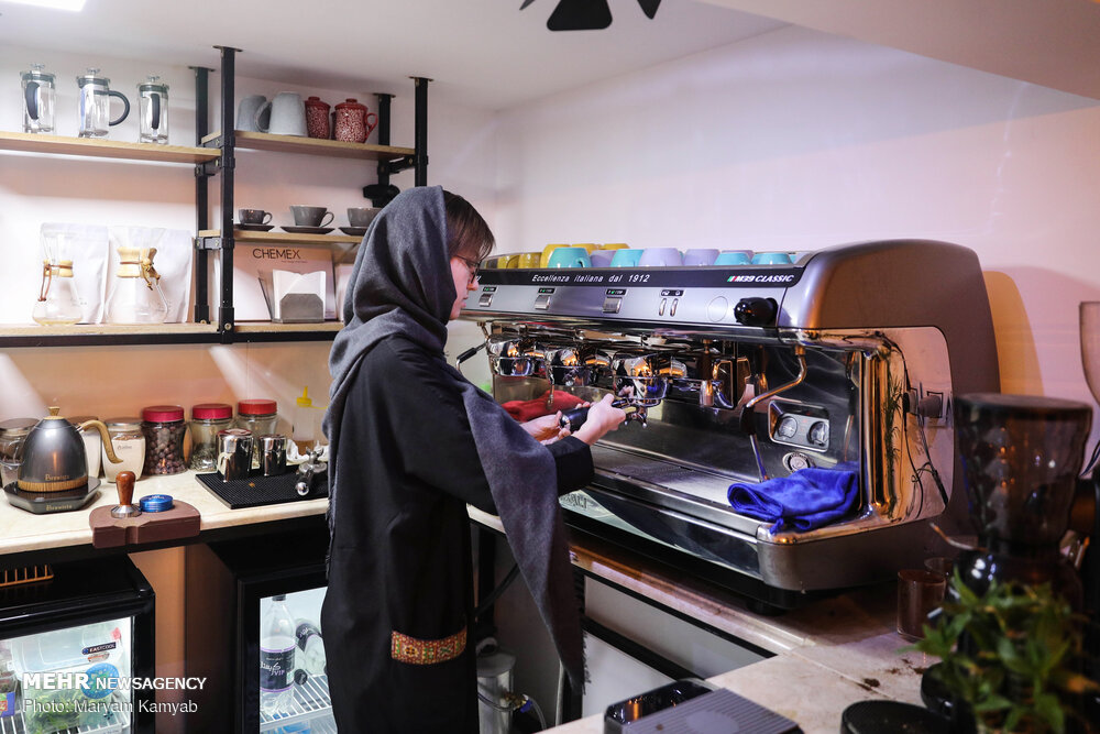 کافه افغانستانی‌ها در تهران + عکس